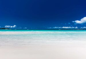 Famous Whitehaven Beach with white sand in the Whitsunday Island
