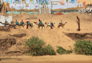 nubian-town-egypt_t20_8do3YJ